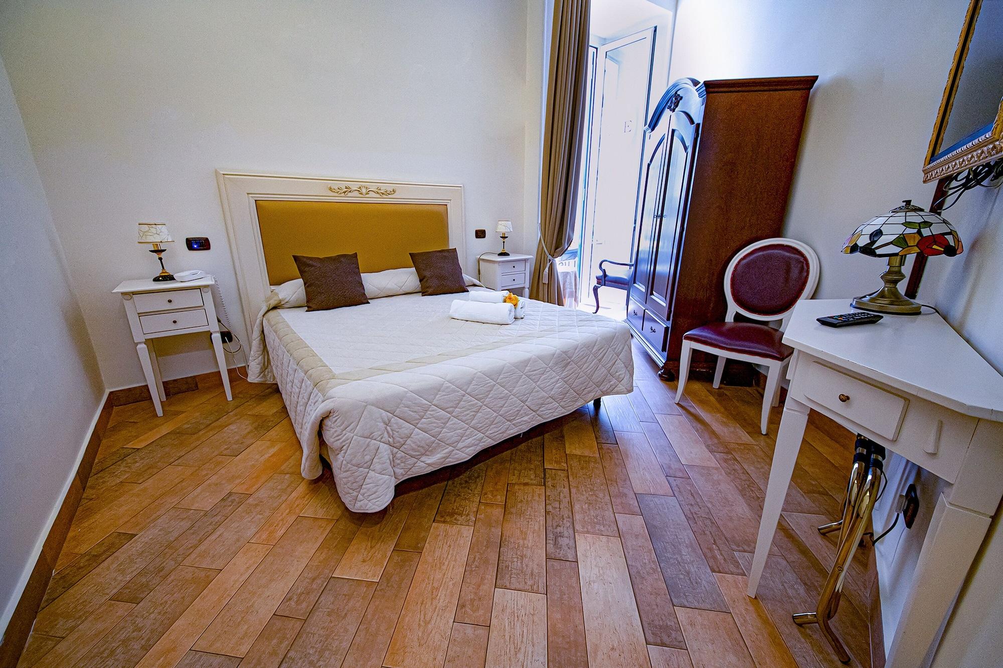 Lanfipe Palace Neapel